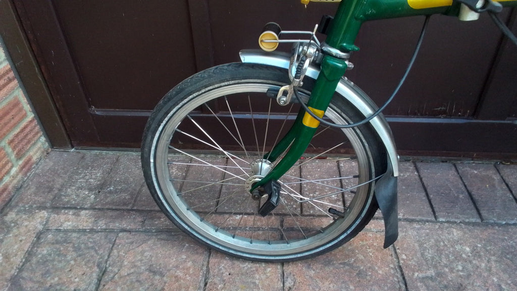 Brompton Folding Bike 3-Speed, Green.  Good Condition And  Ready For Use.