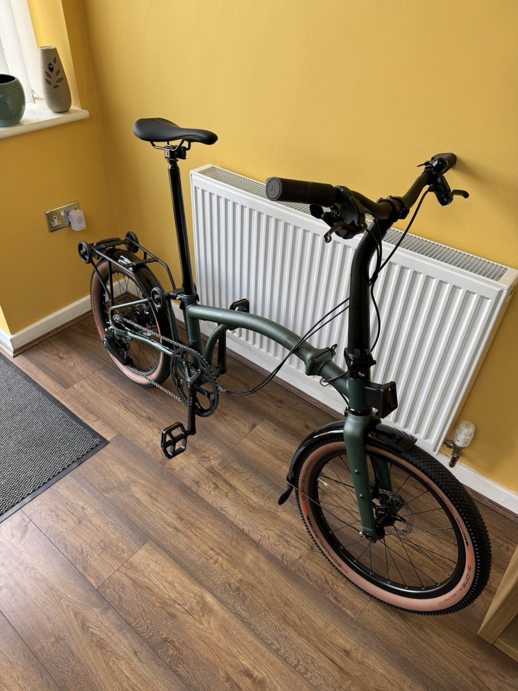 Brompton G Line 8-Speed Folding Bike Size Medium Forest Green