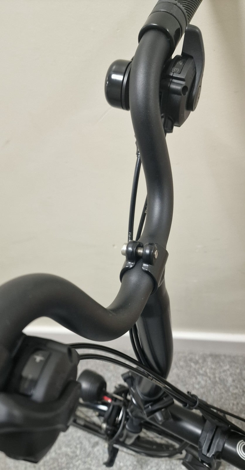 Brompton Black C Line 6 Speed fold bike + Free UK & Low Co$t WORLD📦🛩 🌎📫