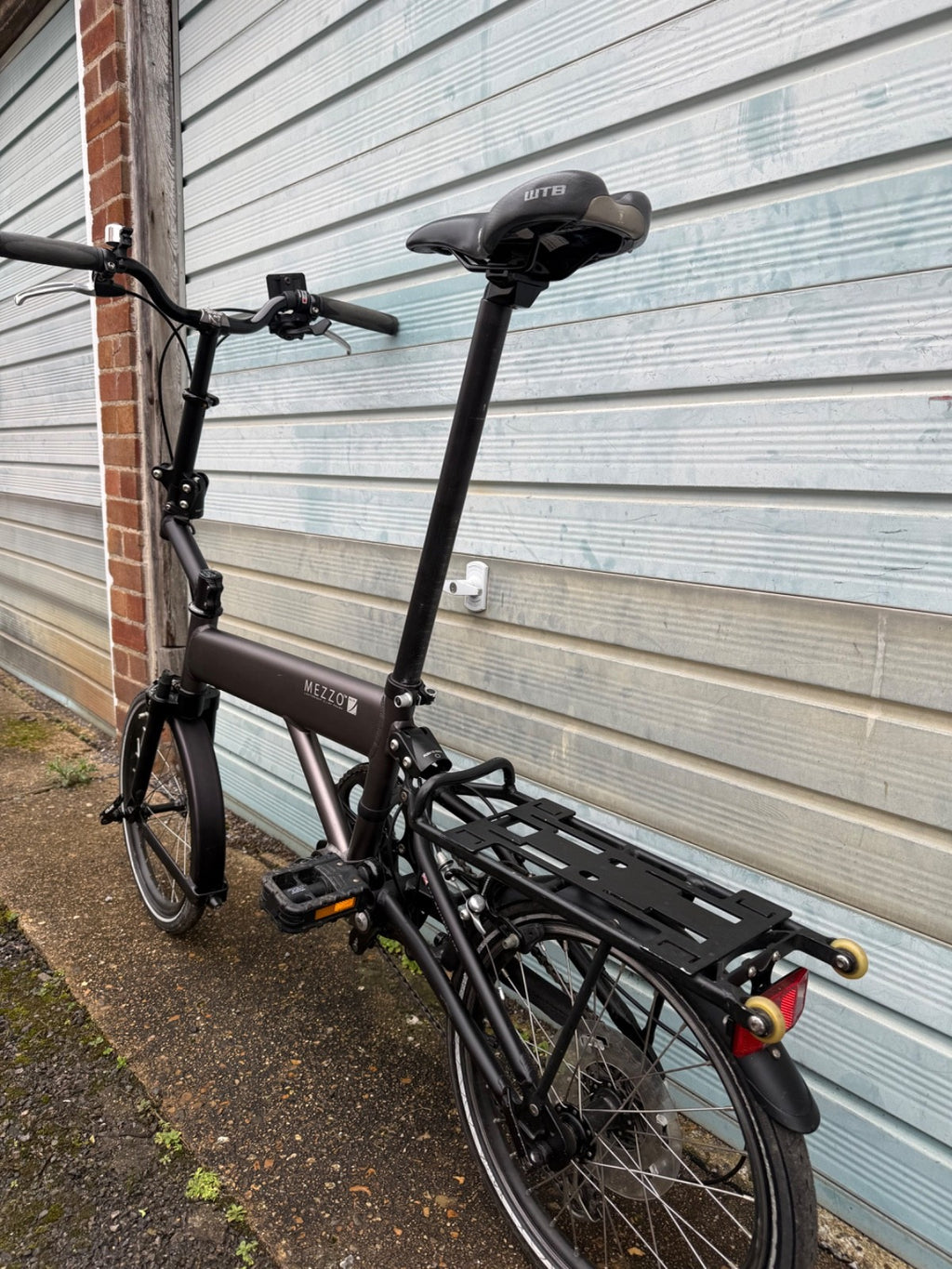 Mezzo D9 folding bike graphite grey very good original condition