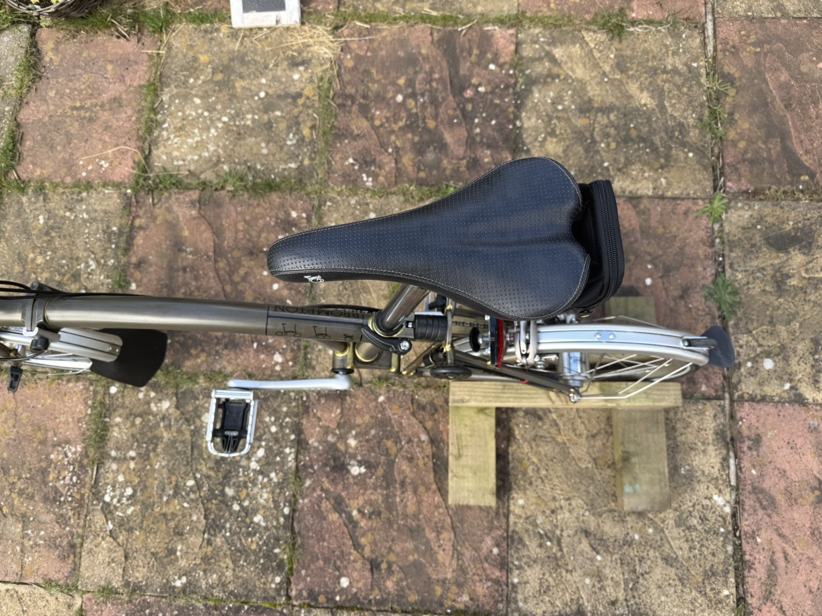 2015 Brompton S3L Folding Bike 3-Speed, Grey Including Carry Bag and Case.