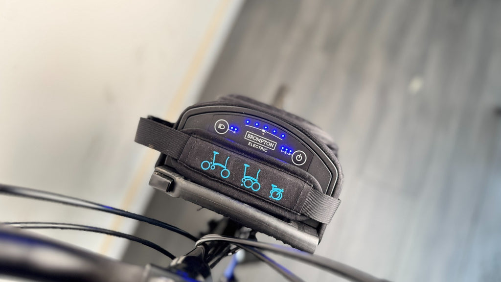 Brompton C-Line Electric 6 Speed Bolt Blue Lacquer Pannier bag Brooks saddle