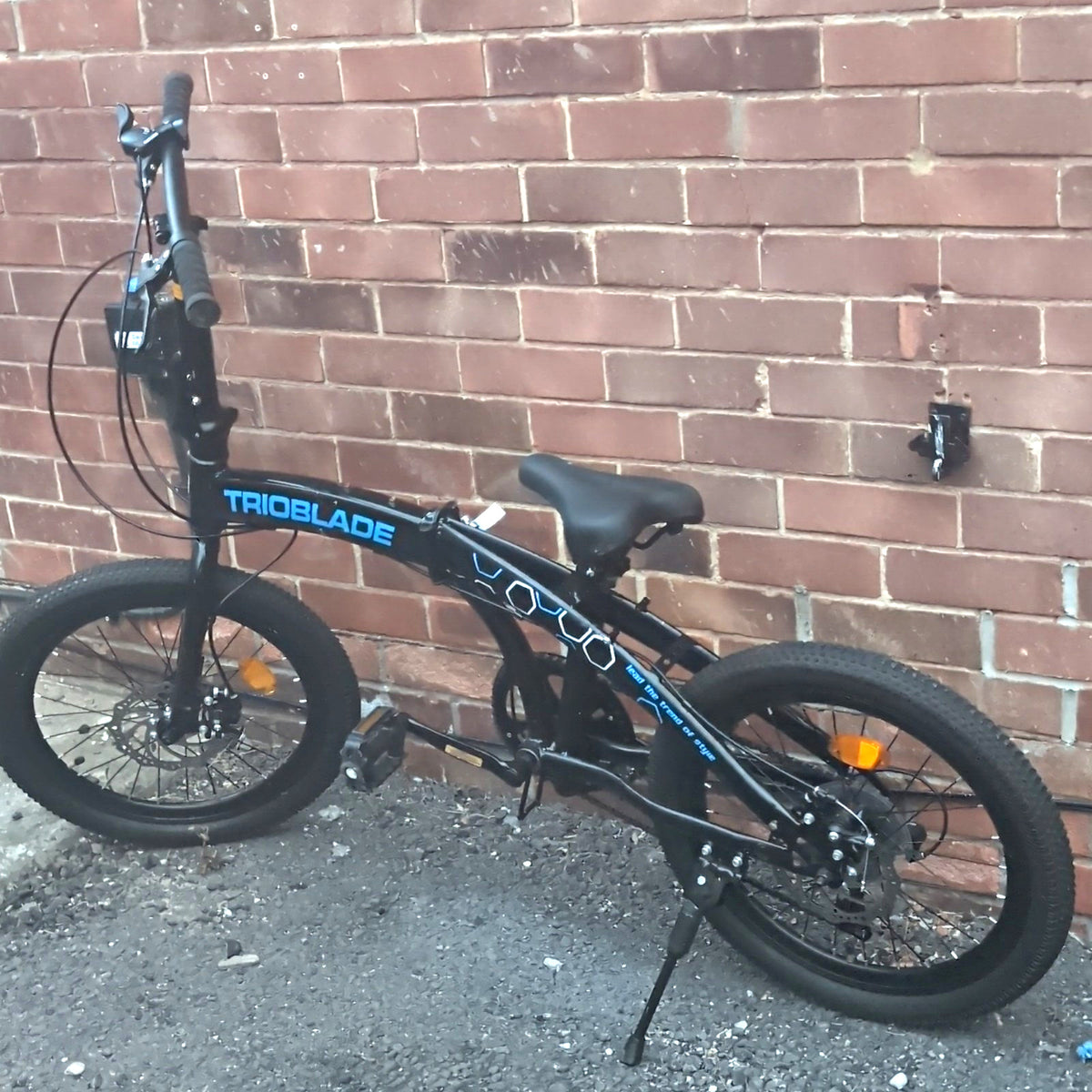 TRIOBLADE 20in Folding Bike Black/Blue 6-Speed Mechanical Disc Brake, Stand