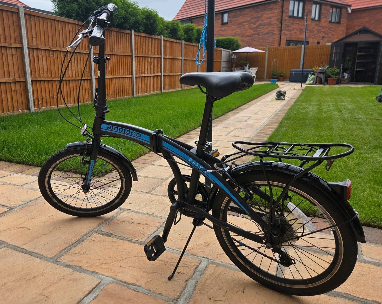 Ammaco Pakka Lite Folding Bike 20" Wheel 6 Speed – Black – Great Condition