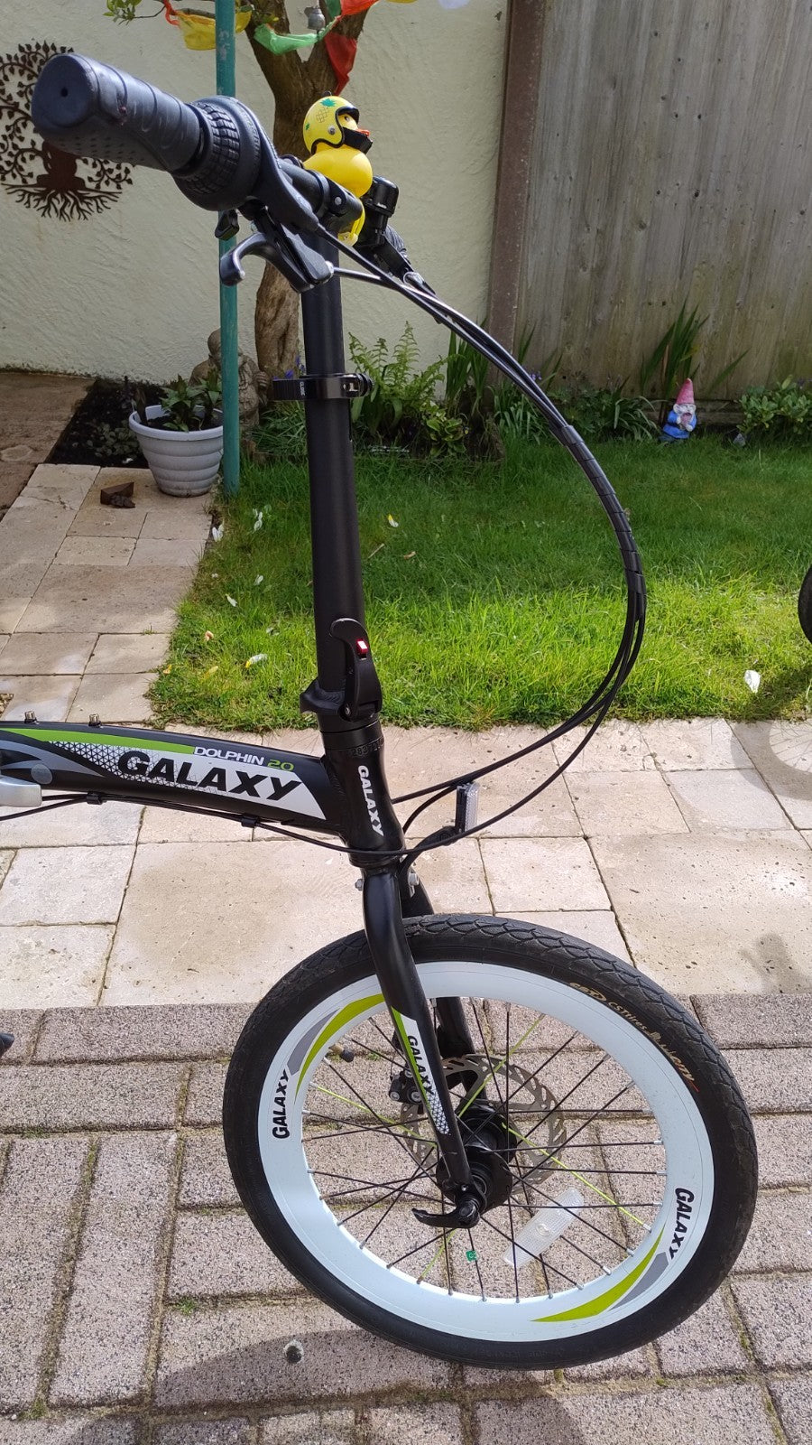 20" Wheel Lightweight Folding Bike 7 Speed And Dual Disk Brakes