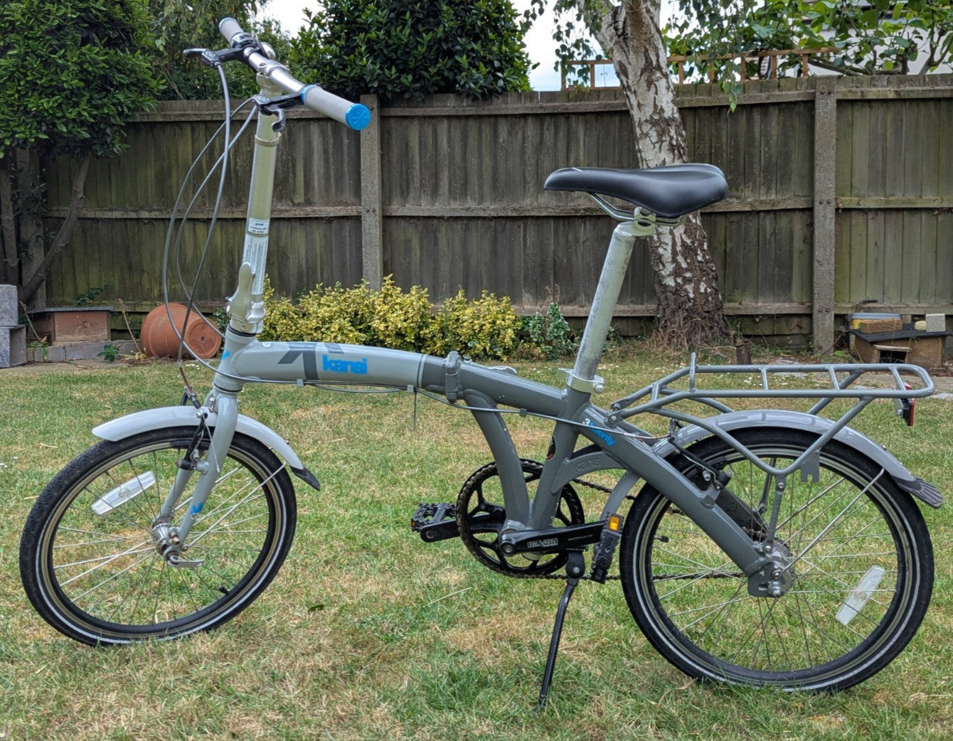 Kansi 3Twenty Folding Bike 20" 3-Speed White/Grey — Good condition