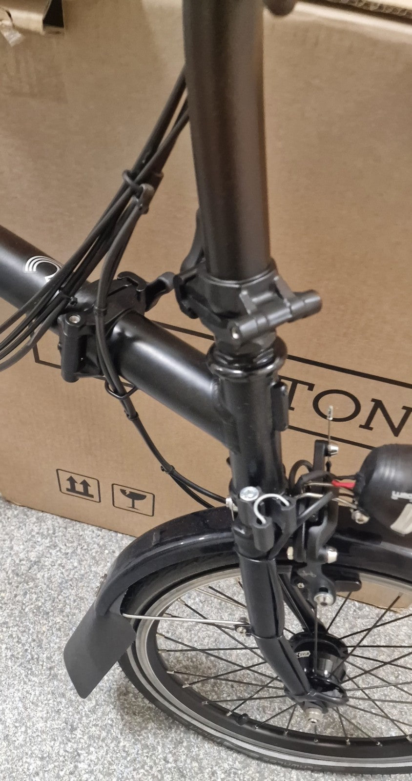 Brompton Black C Line 6 Speed fold bike + Free UK & Low Co$t WORLD📦🛩 🌎📫