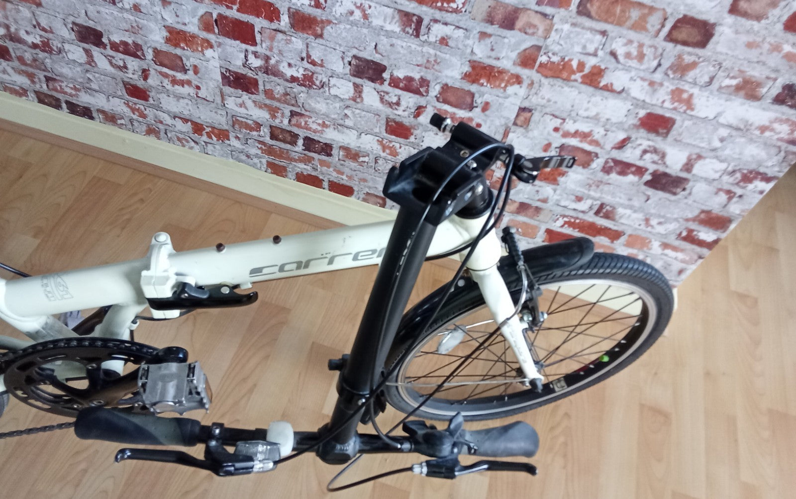 Carrera Transit 20”wheels Folding bike.  Had regular annual service.  White