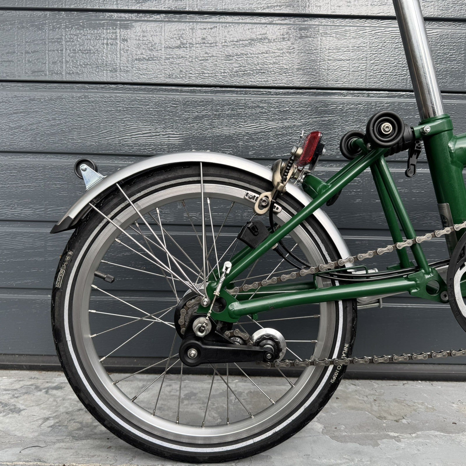 Brompton M3L 3 speed Racing Green   Superb Condition