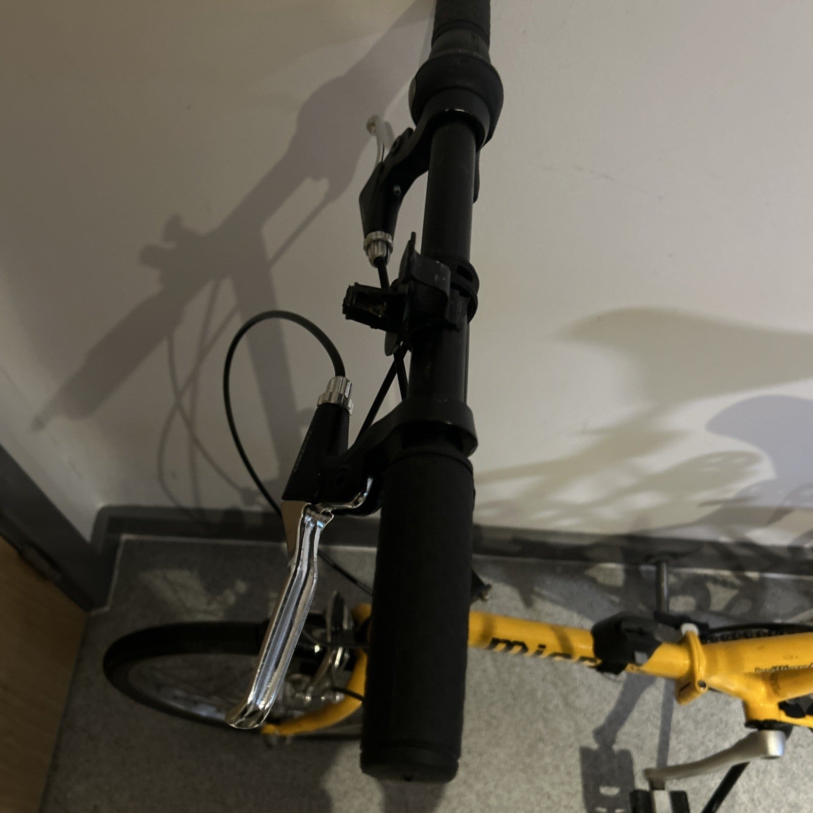 PASHLEY MICRO FOLDING BIKE Commuter Transport Fold it Yellow Cresswell Brilliant