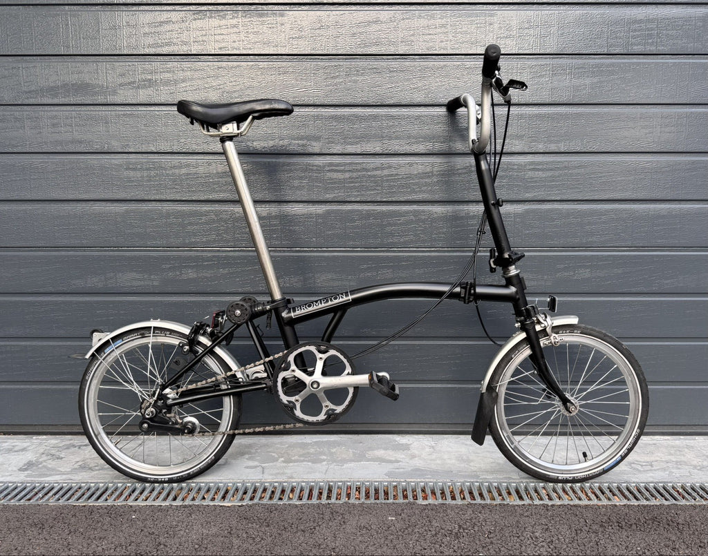 Brompton M3L 3 speed  Folding Bike Superb Condition Low Mileage