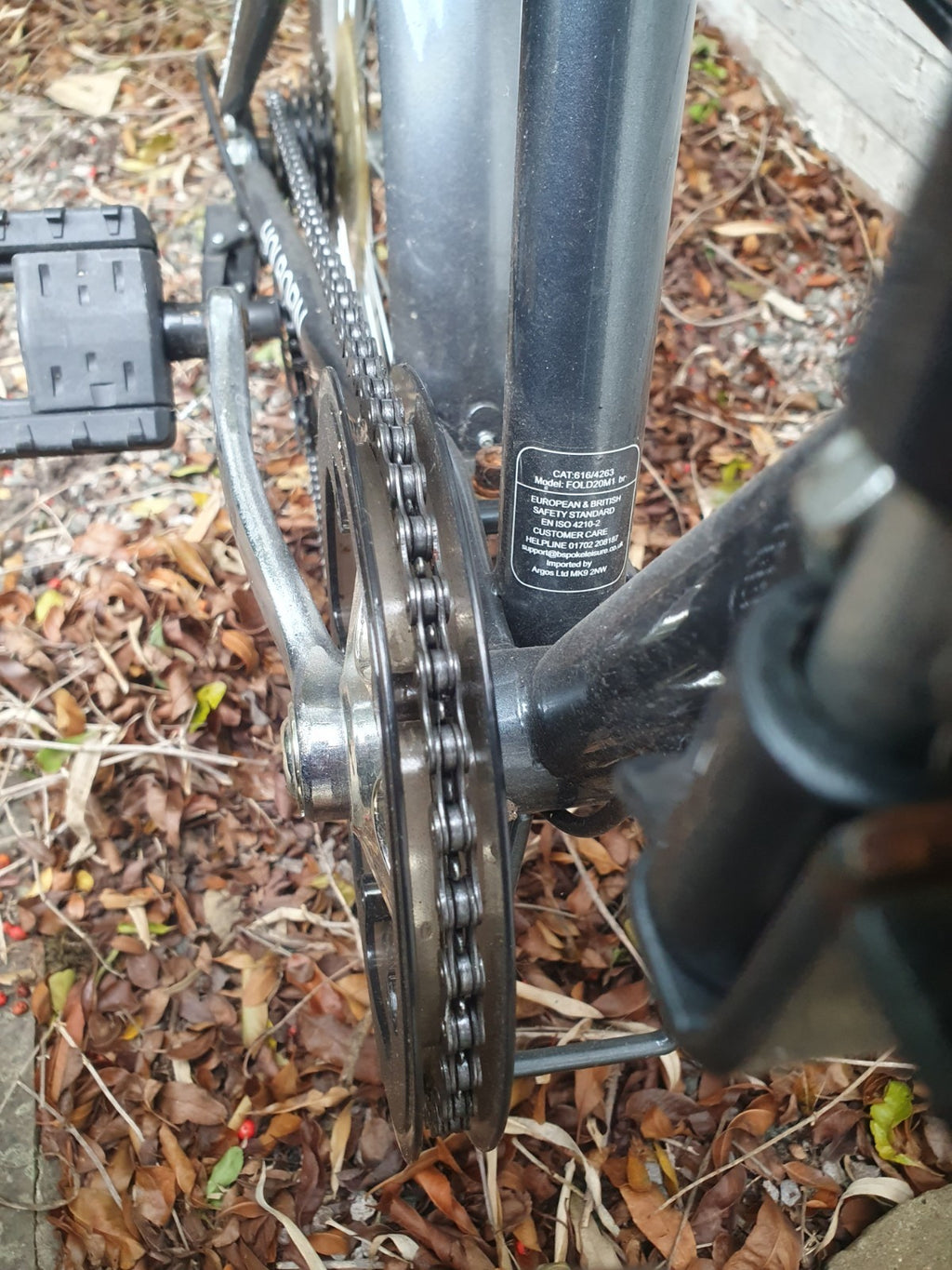 Holborn Challenge 20-inch Wheels Folding Bike Unisex With 6 Gears.