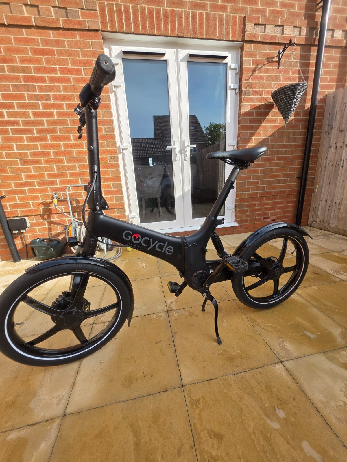 Gocycle G4 Bike with travel case