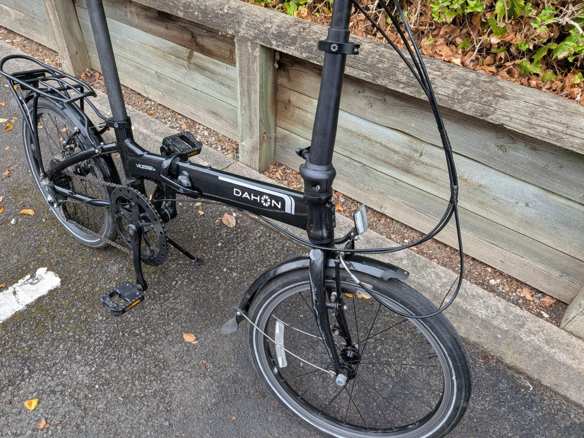 Dahon Vitesse D8 folding bicycle aluminium frame lightweight 20" little use