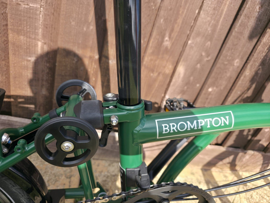 Brompton C Line 12-Speed hi Bar 2026 Racing Green Folding Bike