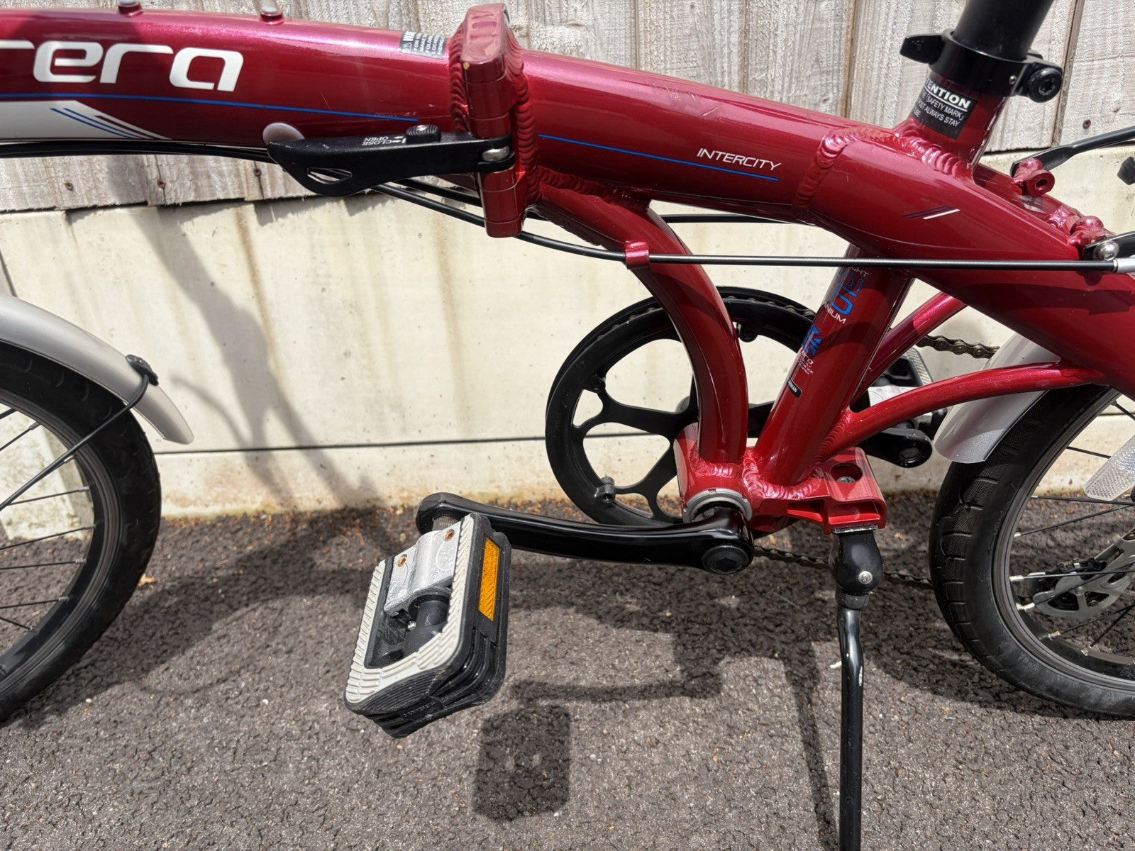 Carerra Intercity Folding Bike In Red.