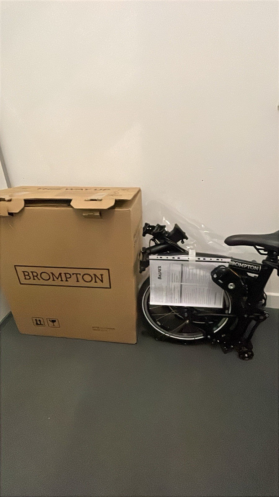 Brompton Folding bike C Line 12 Speed Matt Black mid RRP £1599