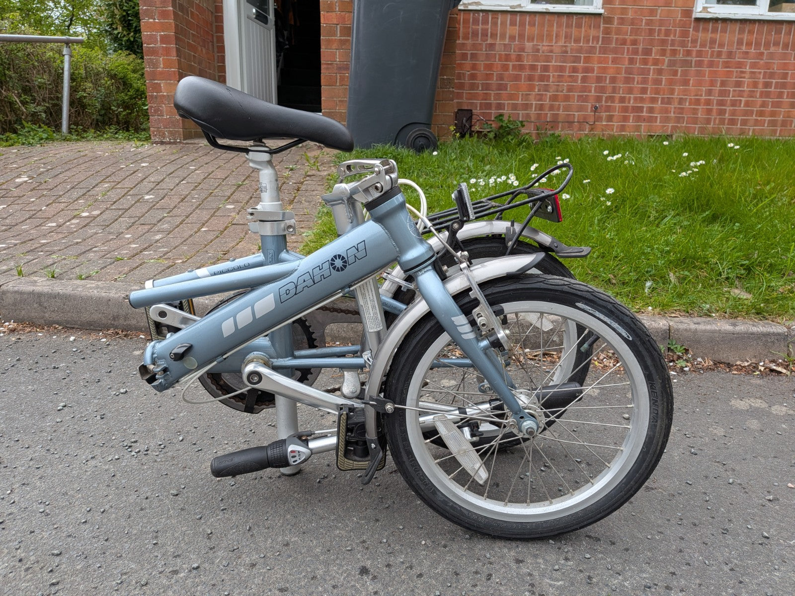 Dahon Piccolo D3 Folding Bicycle 16 Inches Wheels