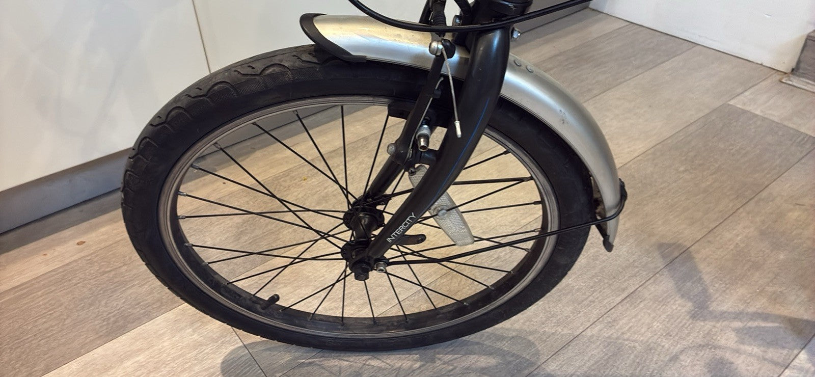 Carrera Intercity 9-Speed Folding Bike RRP £400