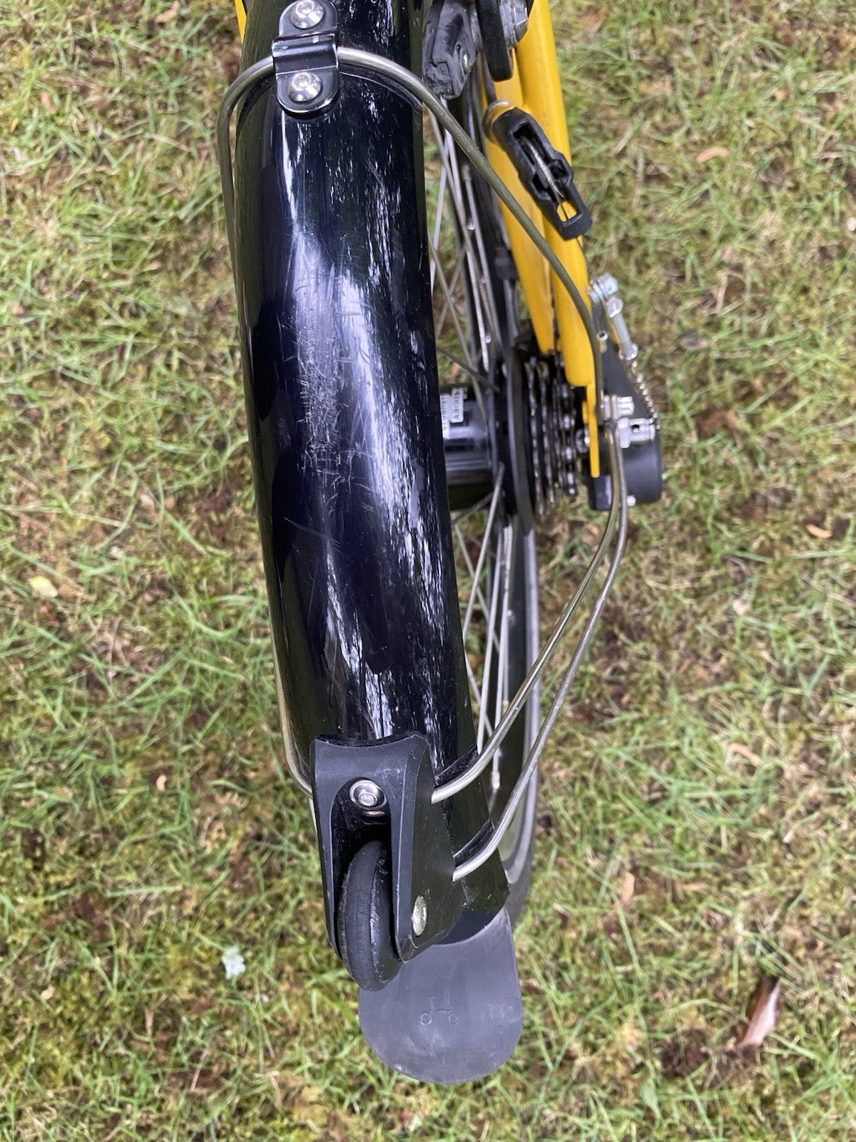 Brompton bike C-line 12-speed 2025 mid bar In bumblebee yellow