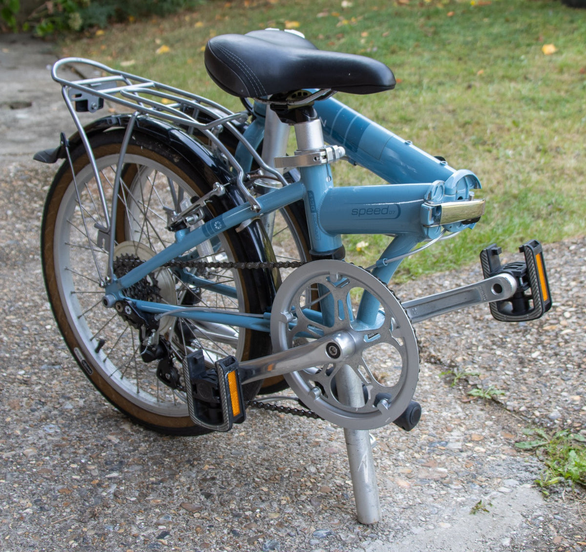 Dahon Speed D7 folding bike
