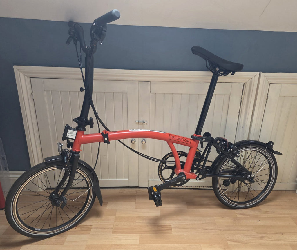 Brompton Folding Bike 16in M 2023 Red/Black Mudguards.