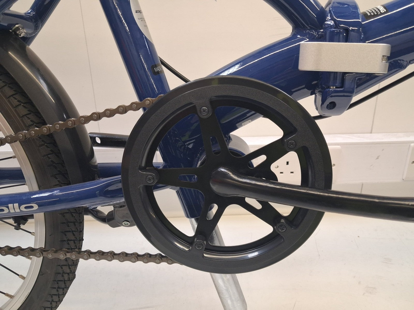 Apollo Tuck Single Speed One Size Compact 14kg Folding Bike - Blue (Scratched)