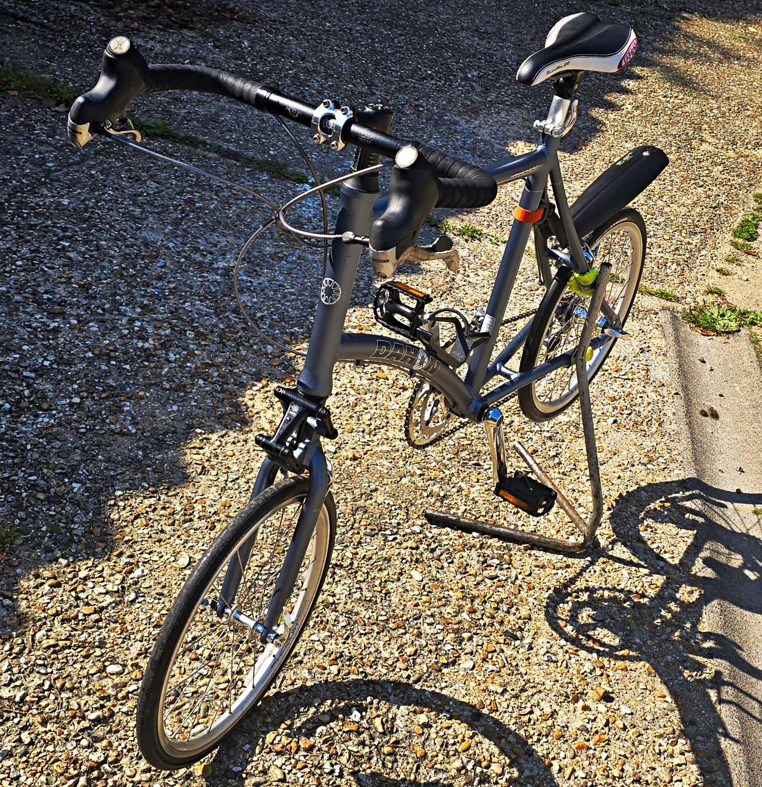 Dahon Grey Folding City Bike Drop Bars, Mudguards, Kickstand, Derailleur