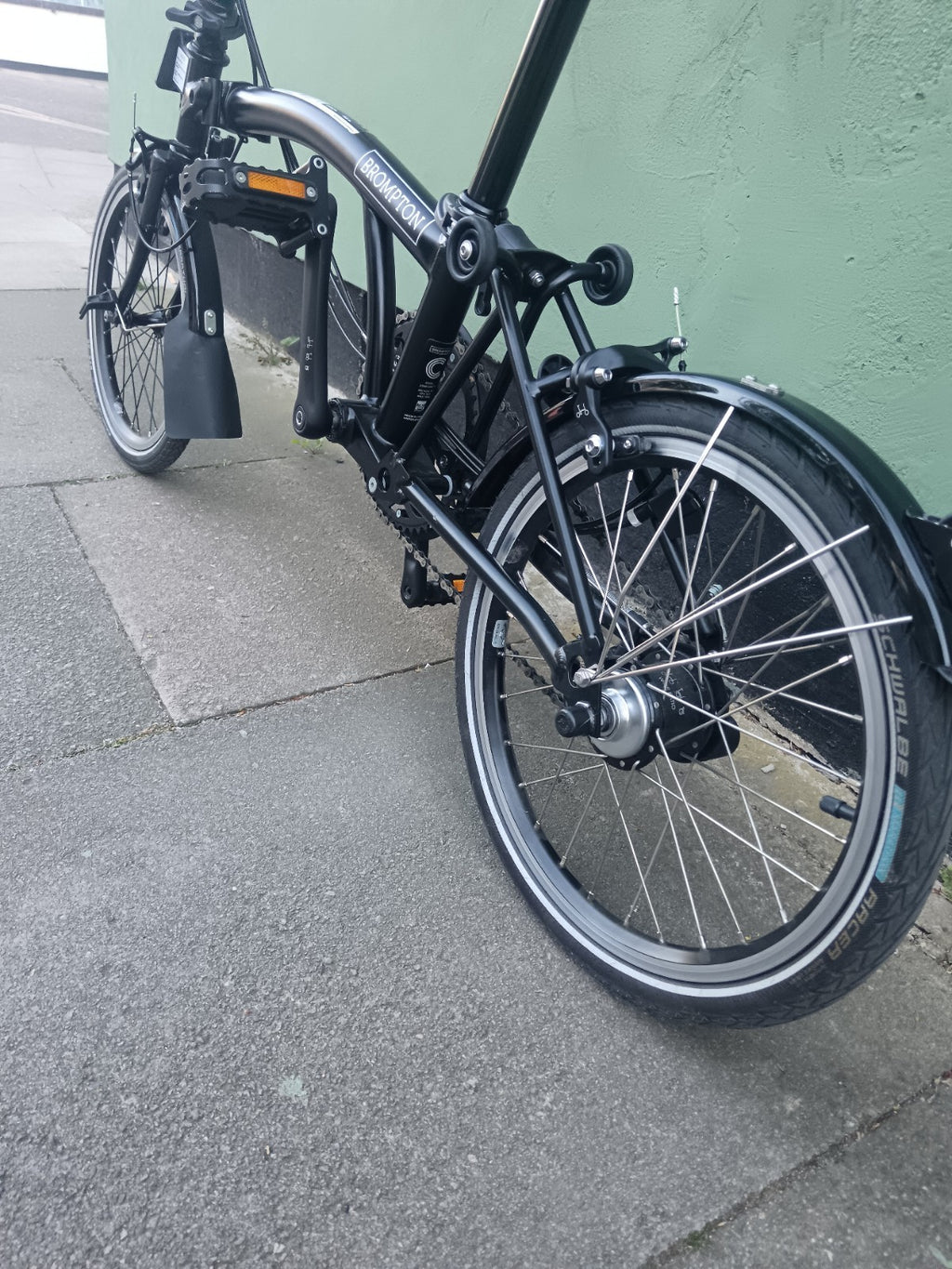 Brompton M6L BLACK EDITION 2025 Folding Bike Excellent Condition