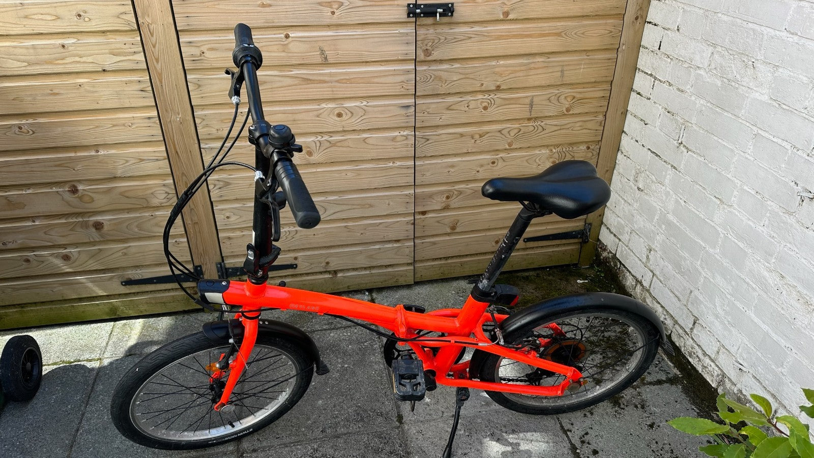 Red Oxylane Folding Bicycle 6-Speed