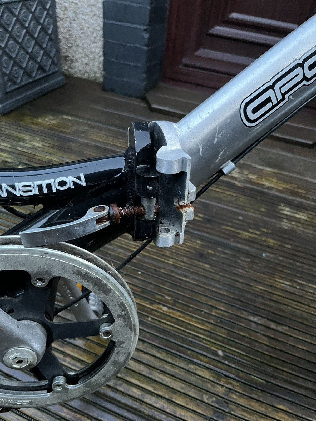 apollo transition folding bike 6 revoshift gears 20inch wheels adults unisex