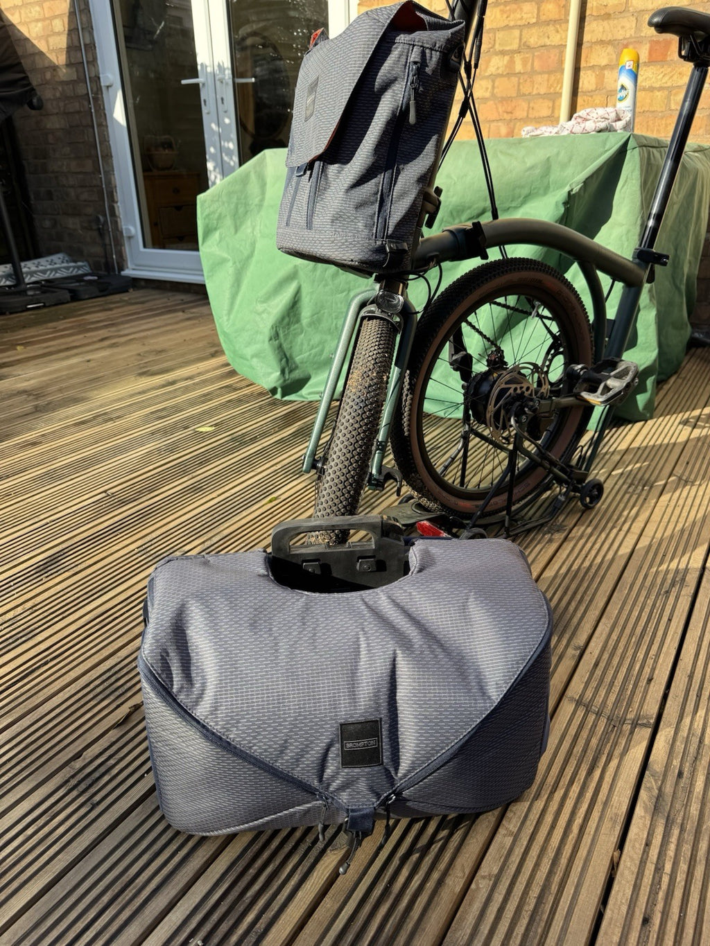 Brompton G Line 20in Folding Bike Green Disc Brakes Mudguards Front Light