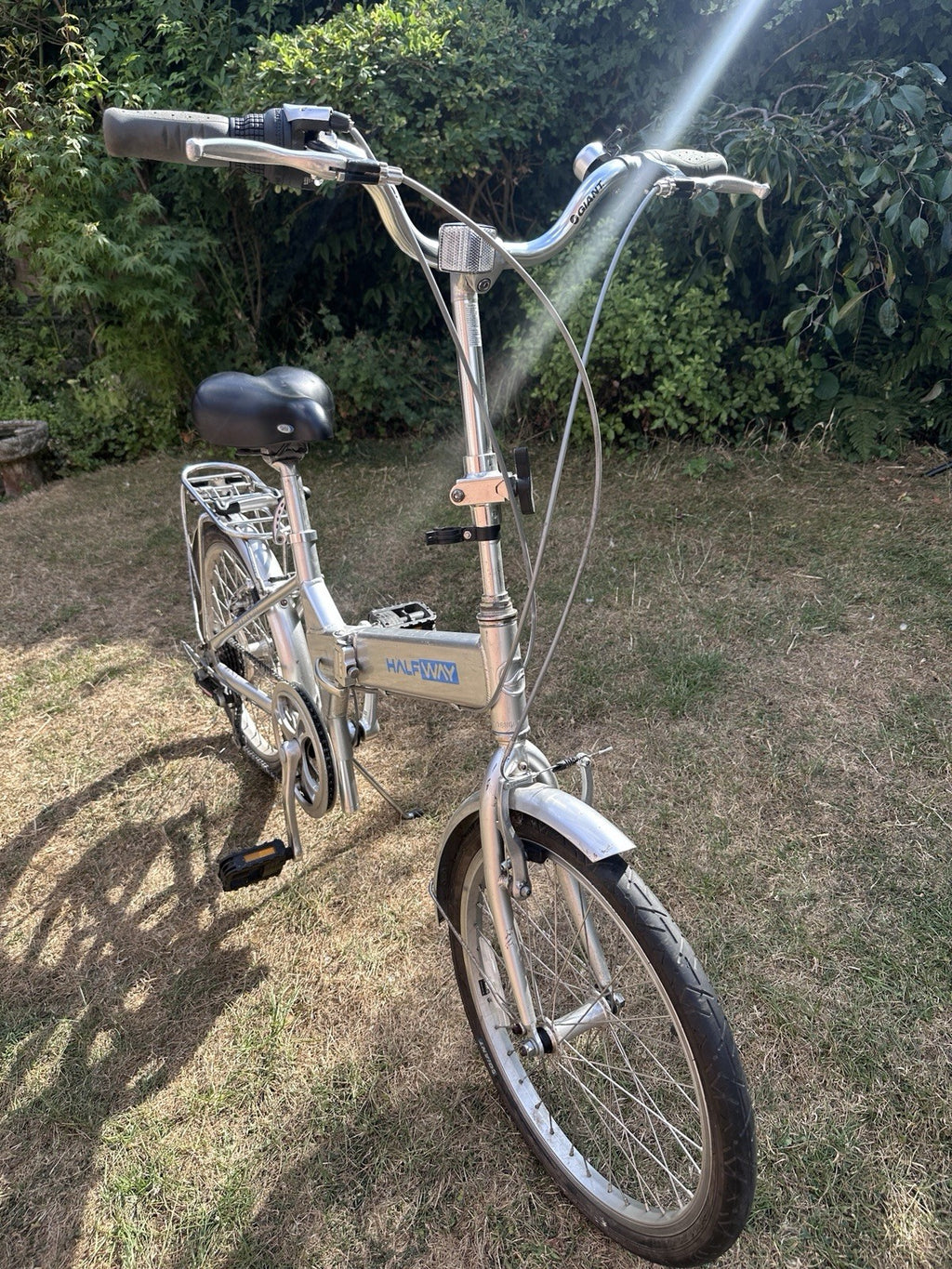 Giant Halfway Folding Bike 20'' Wheels in Silver