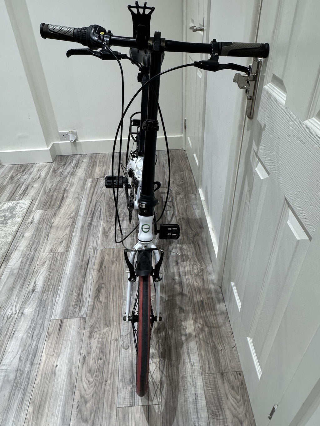 Ecosmo 20 Inch Light Weight Alloy Folding City Bike In Excellent Condition