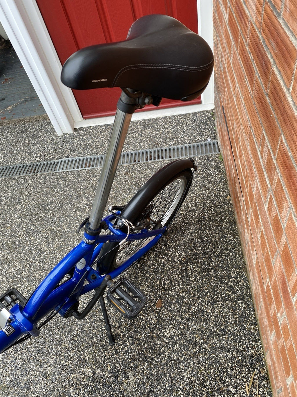 Apollo Tuck Folding Bicycle Bike Commuter Compact