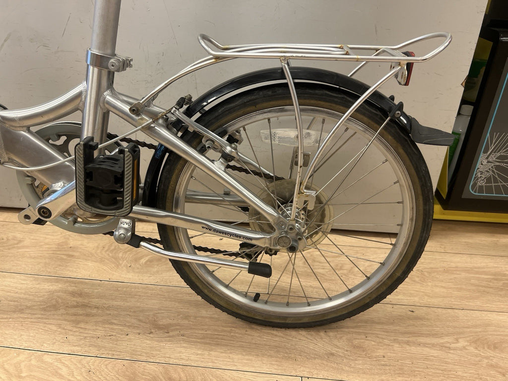 Used Dawes Kingpin Folding Lightweight Seatpost Pump Silver Traditional Bike