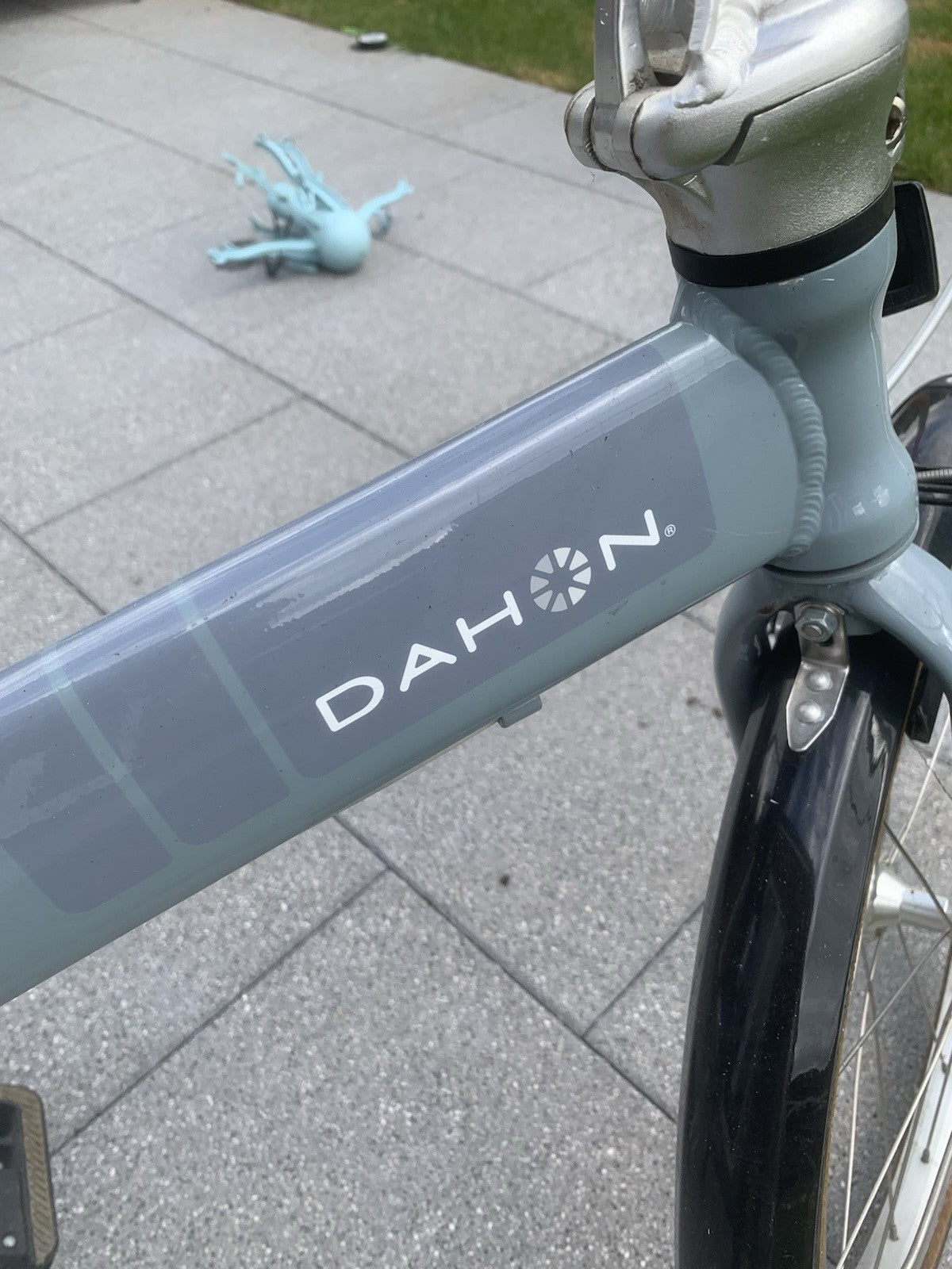 Dahon Vitesse Folding Bike