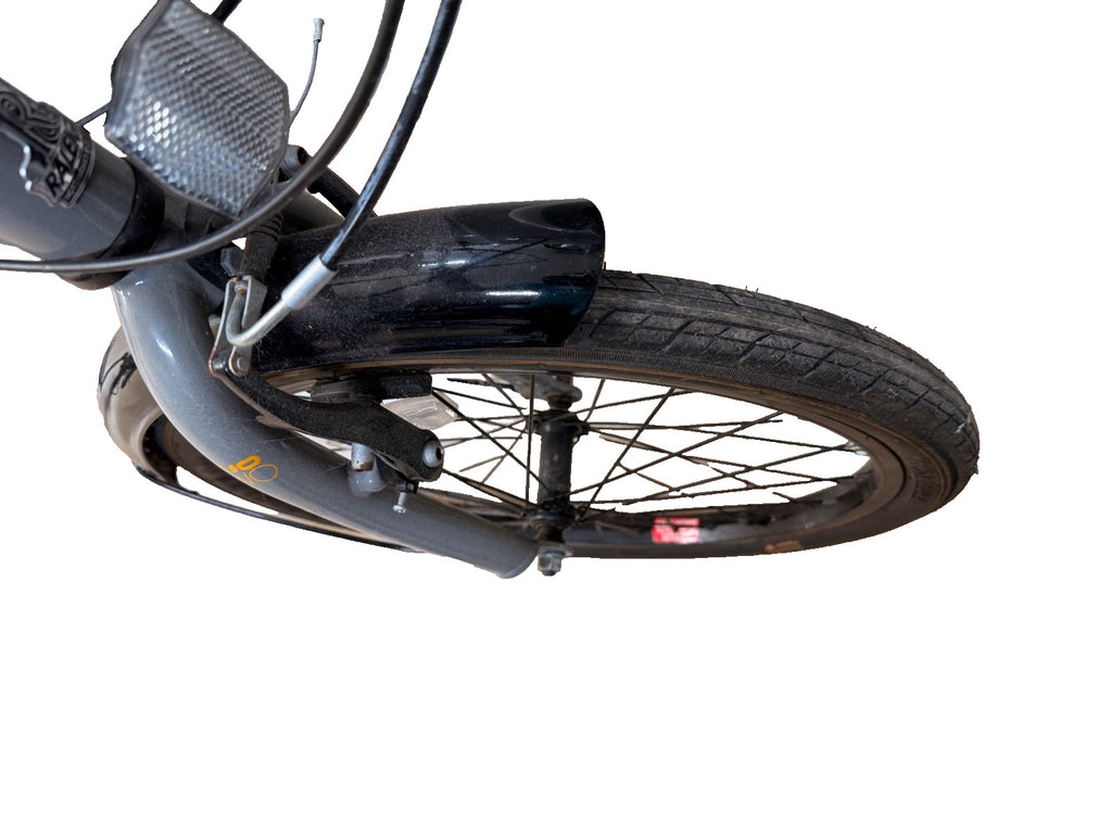 Raleigh Evo Two, folding bike, 7 speed 20" wheels - with Carry Bag.