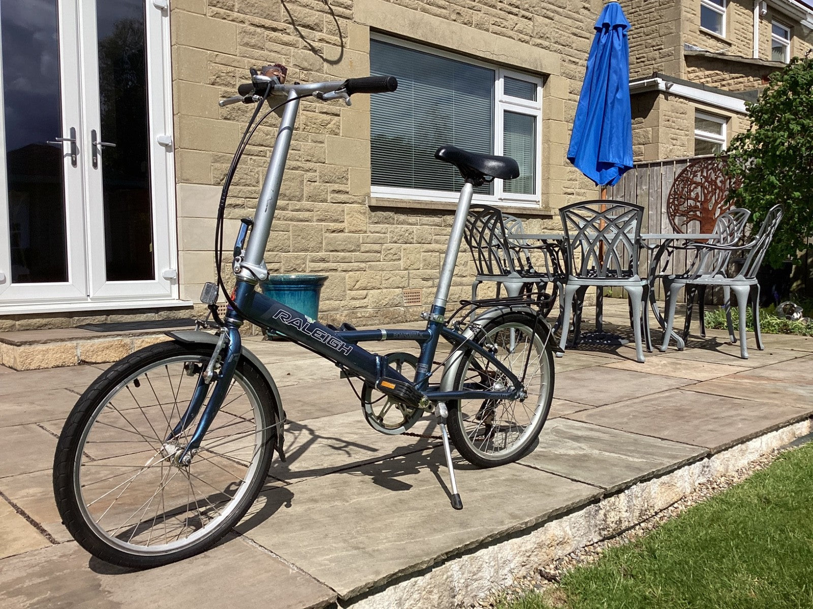 Raleigh Boardwalk Alloy Folding bike,good condition.