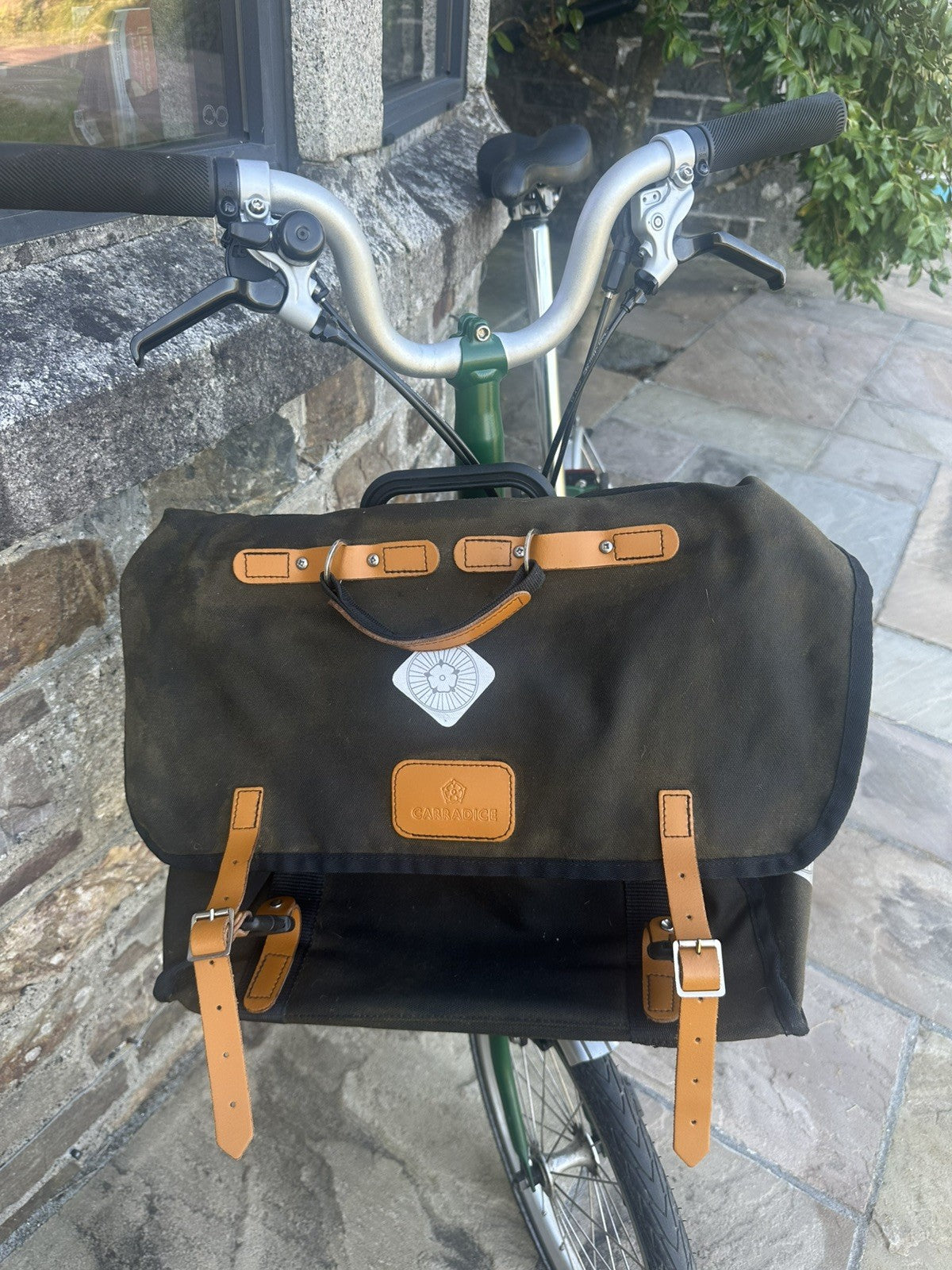 Brompton M6L 6-Speed Custom Racing Green / Ivory – From New, Recently Serviced