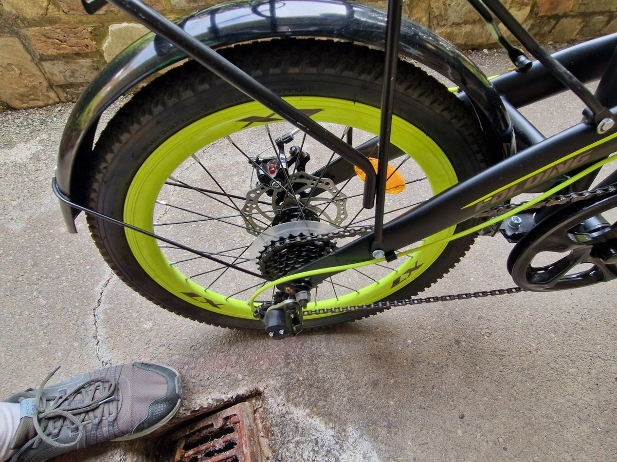 BELDERIA X7 20in Folding Bike Black/Green Disc Brakes Rear Rack Mudguards