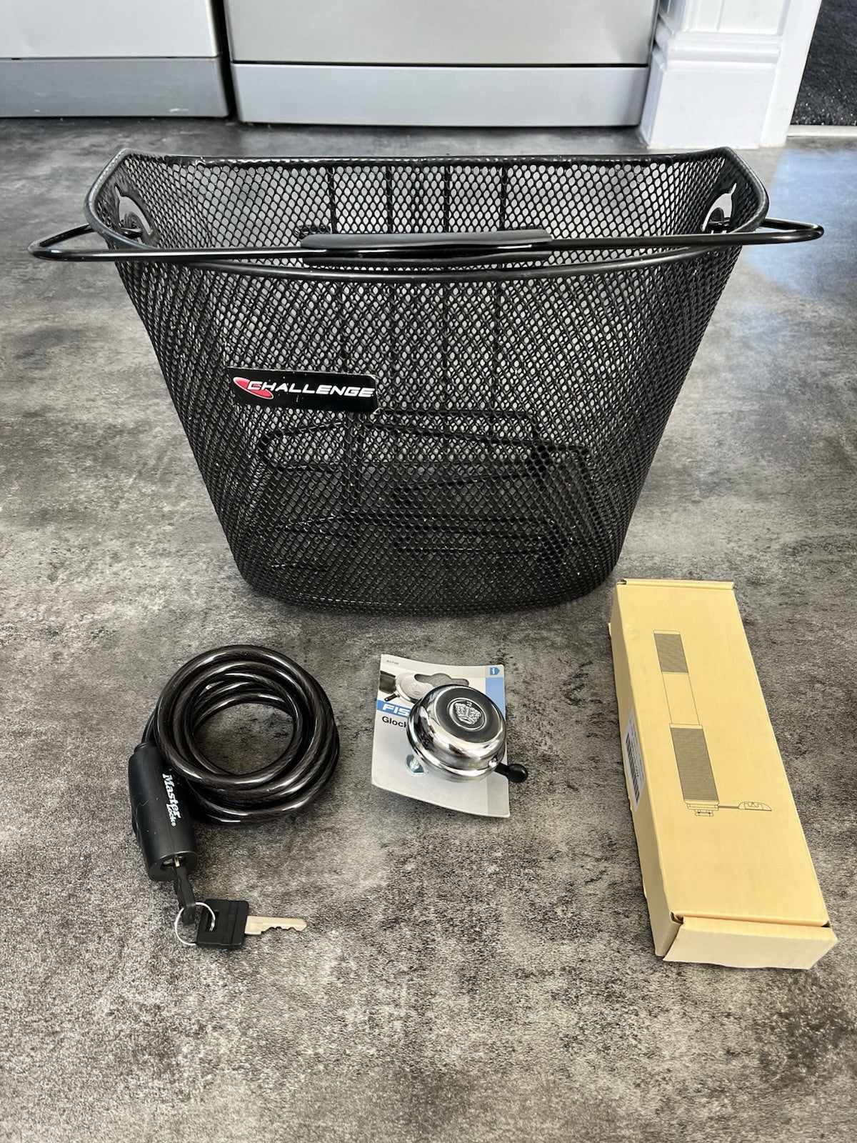 Challenge Gauntlet Folding Bike With 6 Speed Microshift Gears
