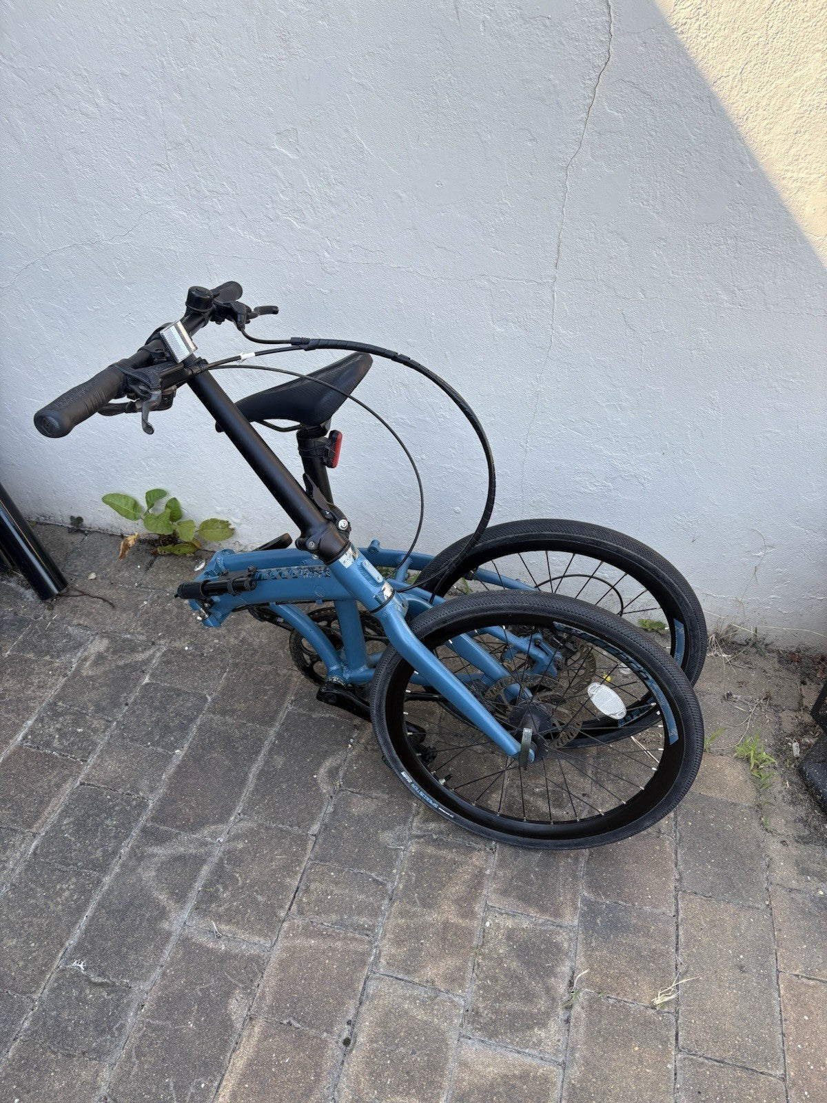 Carrera Folding Bike 20in Wheels Blue/Black Mechanical Disc Brakes Kickstand