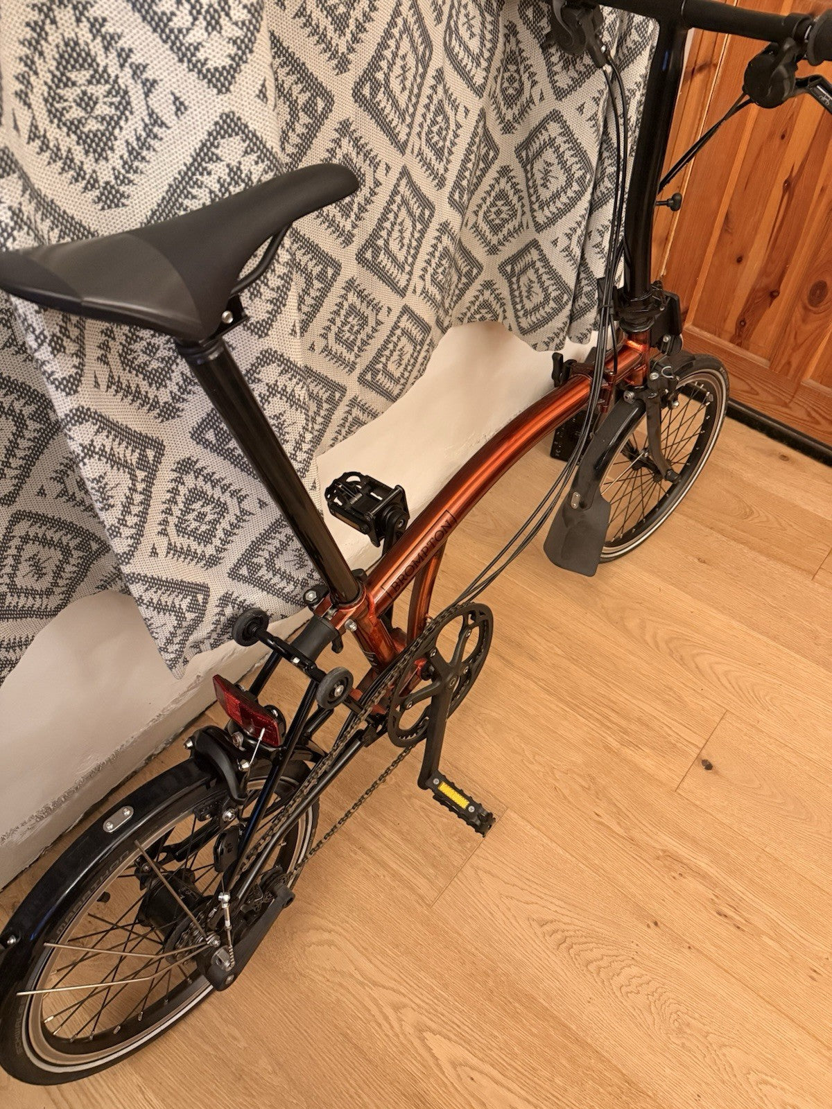 Brompton Flame Lacquer. Black Edition. 6 Speed. C line.