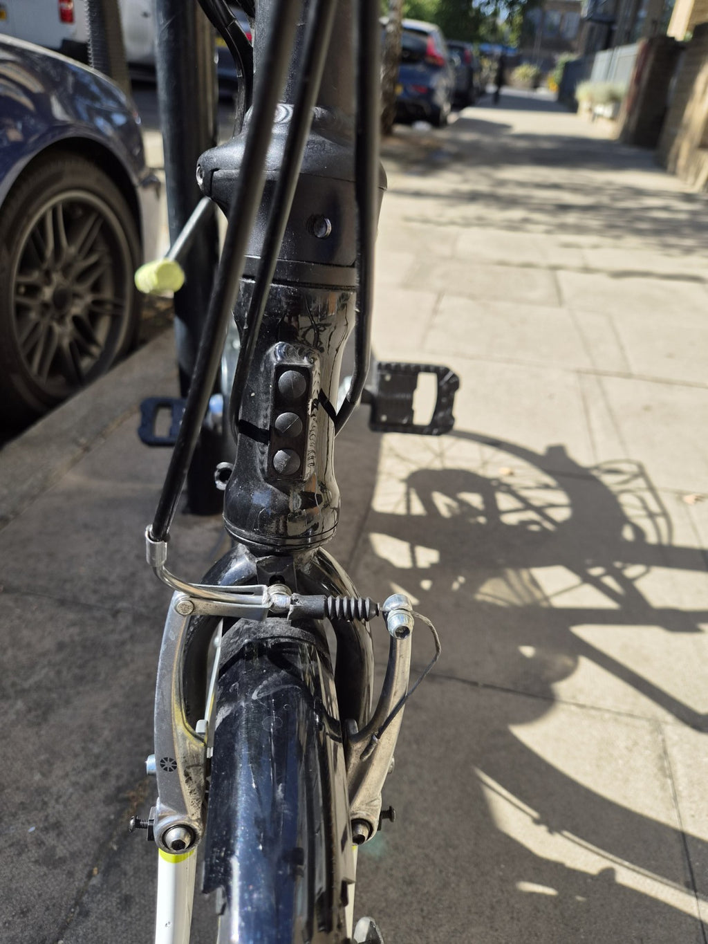 Dahon Ciao Unisex Folding 20" Wheel Bike with Rack and Mudguards