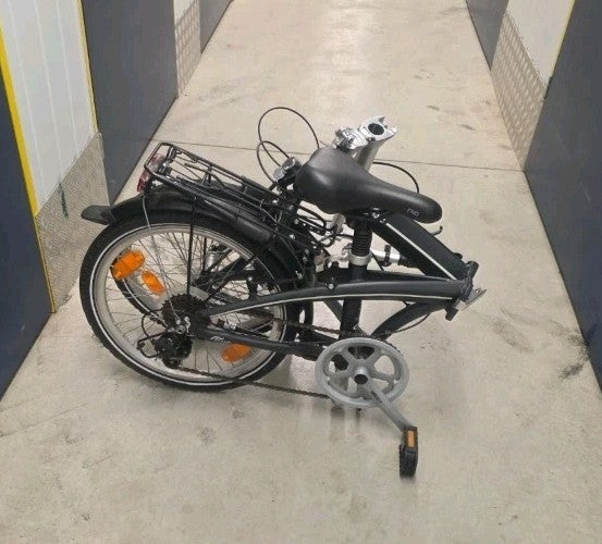 "Classic" folding bike/lightweight (14.2kg)/ Shimano gears/mudguards