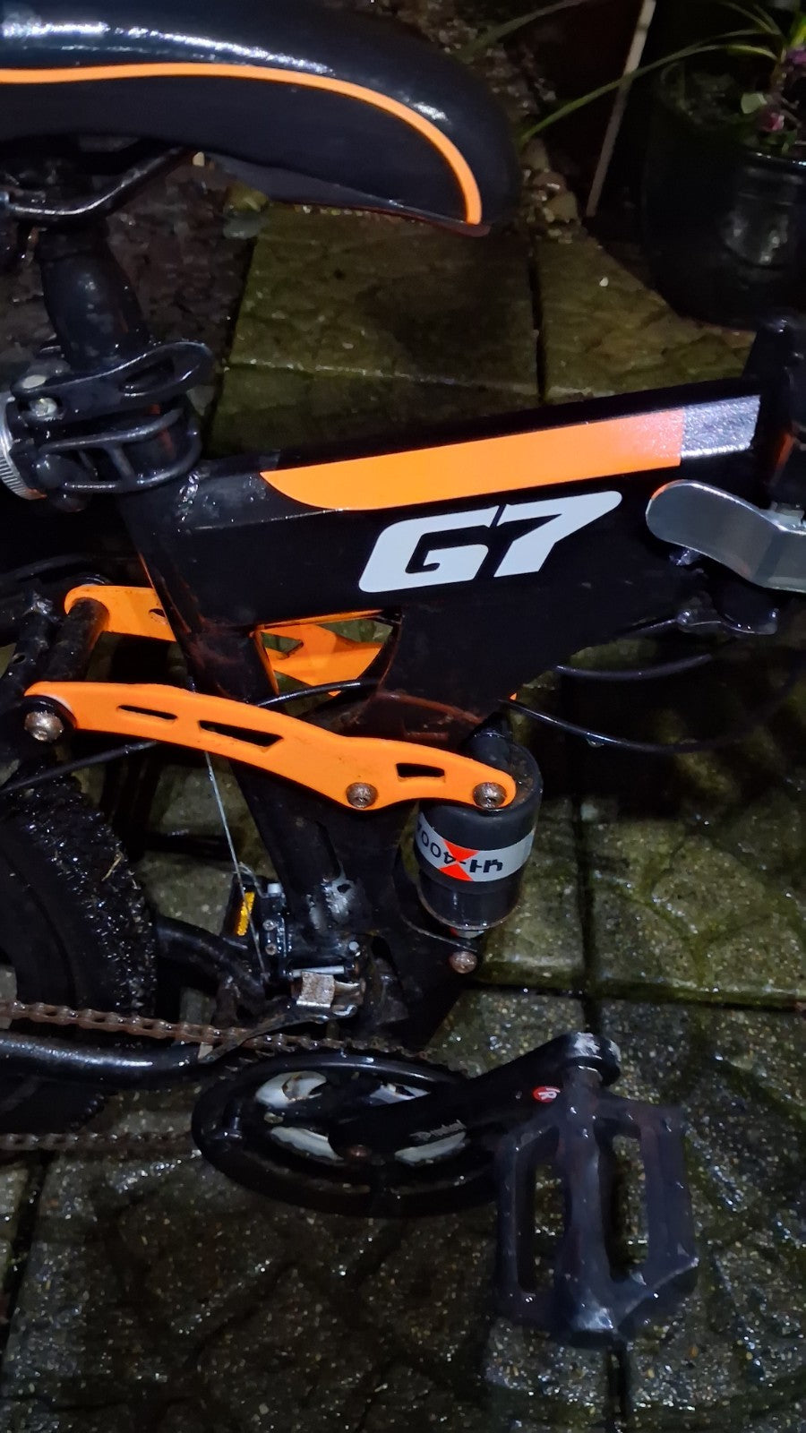 Eurobike G7 27.5 " 21-speed Foldable Mountain Bicycle - orange/Black