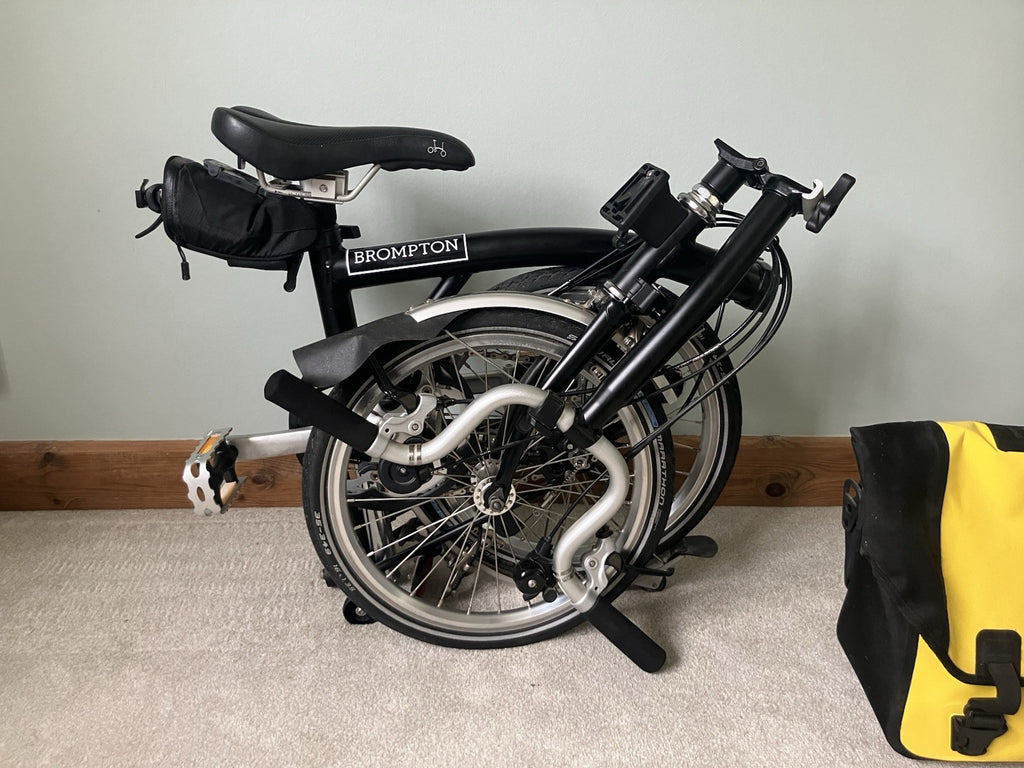 Brompton M6L 6 Speed Folding Bike Black – Only Ridden 3 Times + Ortlieb Bag