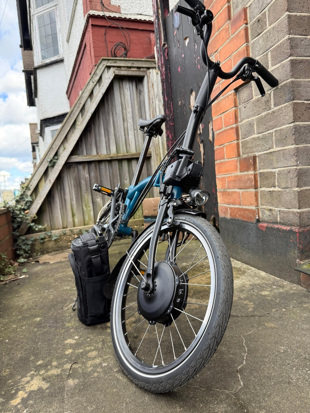Brompton Electric C Line - 4 Speed - Mid Handlebar  Black Folding Bike RRP £2900