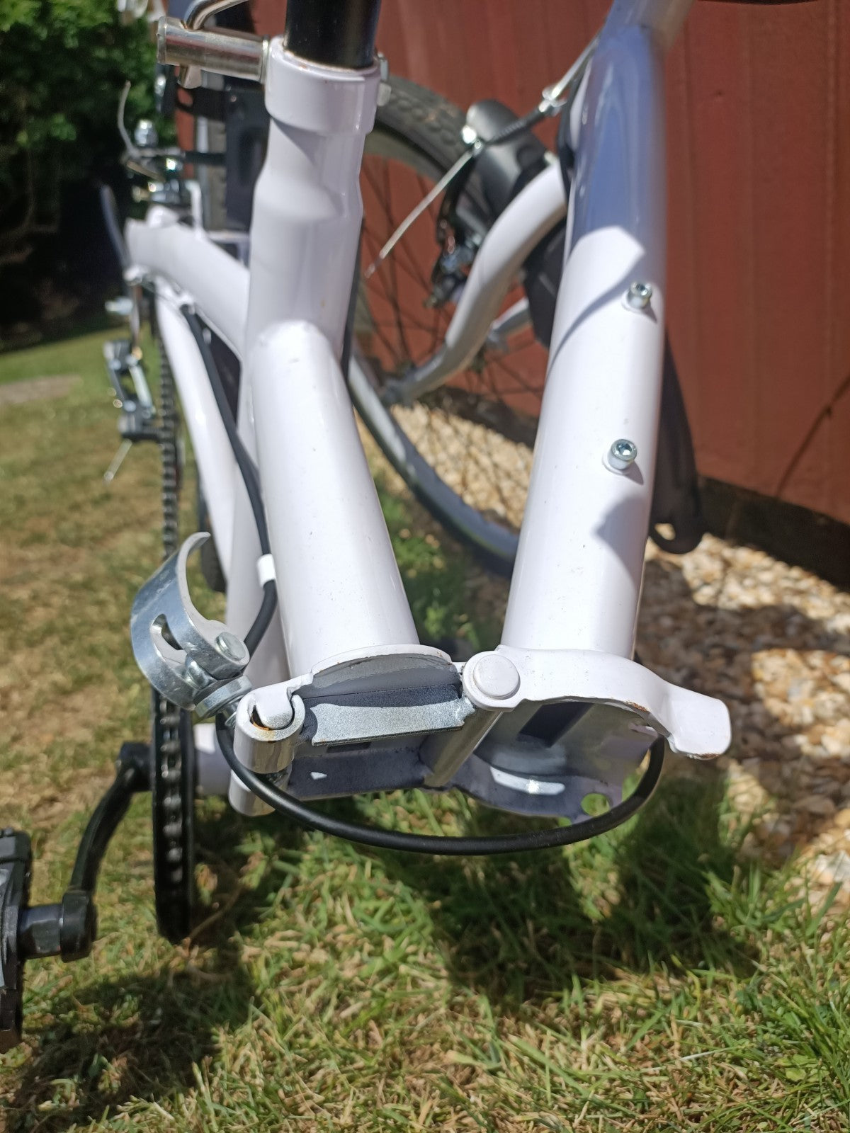 7 Speed 20" Folding White Bike with stand #1216